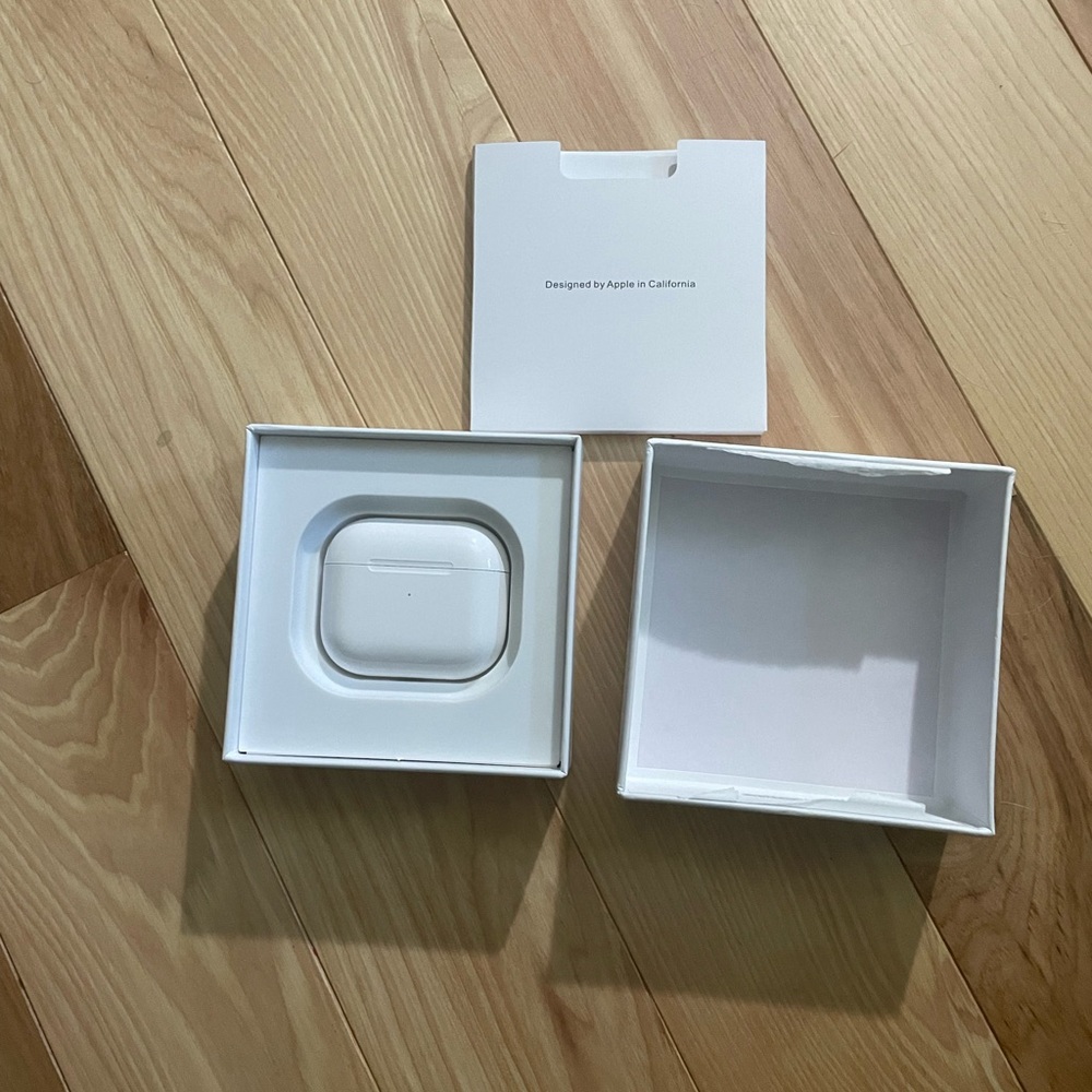 AirPods gen 3